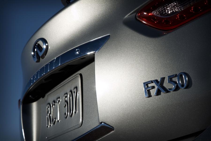  Infiniti FX50 2009 года  (фото 73 из 110)